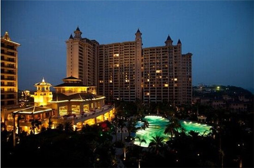 在永定县加盟小海鲜加盟店需要多少钱哪家实惠，在永定县加盟辣否麻辣海鲜餐厅有什么优势