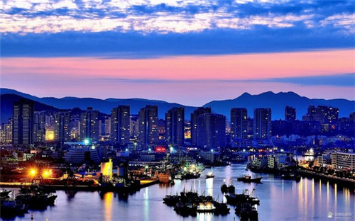 加盟回转火锅加盟费多少